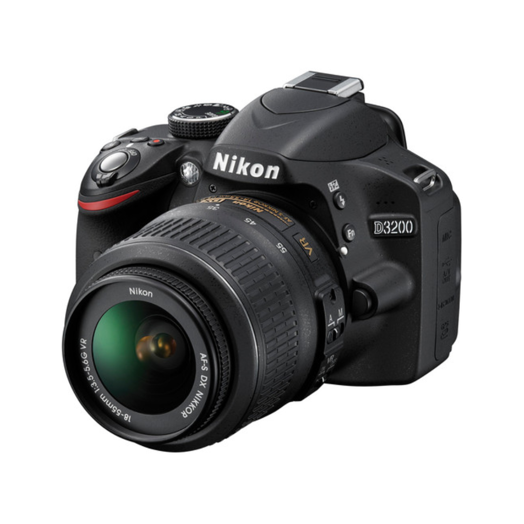 USED | Nikon D3200 DSLR Camera with 18-55mm Lens