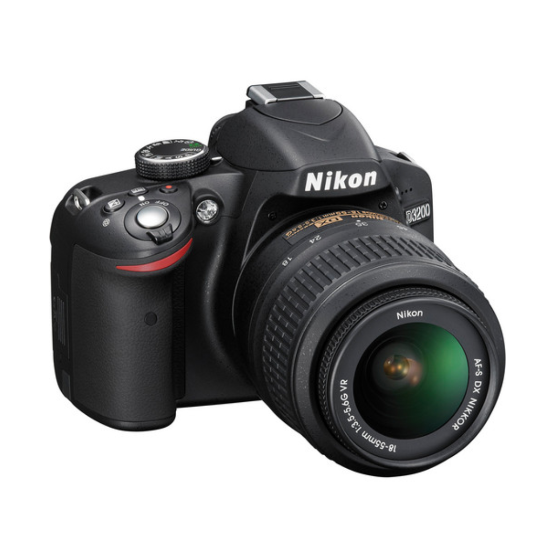 USED | Nikon D3200 DSLR Camera with 18-55mm Lens