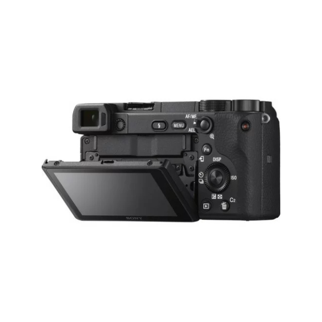 USED I SONY Alpha ILCE-6400L APS-C with 16-50 mm Power Zoom Lens
