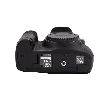 Used Canon EOS 7D DSLR Camera with 18-55mm Kit Lens available at Camera Club