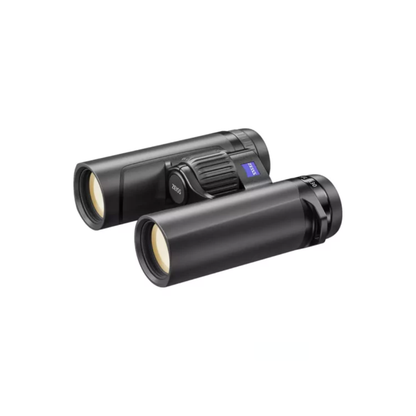 Demo ZEISS SFL 8x30 Binoculars featuring lightweight design, premium optics, and 8x magnification for birdwatching, wildlife observation, travel, and outdoor adventures.