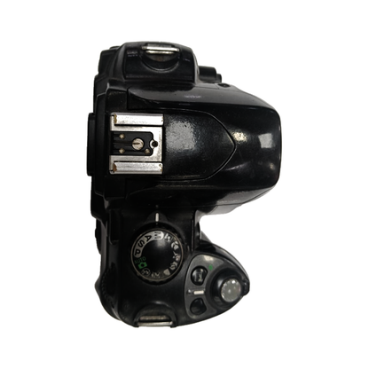 Used Nikon D40 6.1MP DSLR camera body in good condition