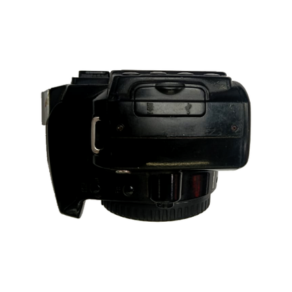 Used Nikon D40 6.1MP DSLR camera body in good condition