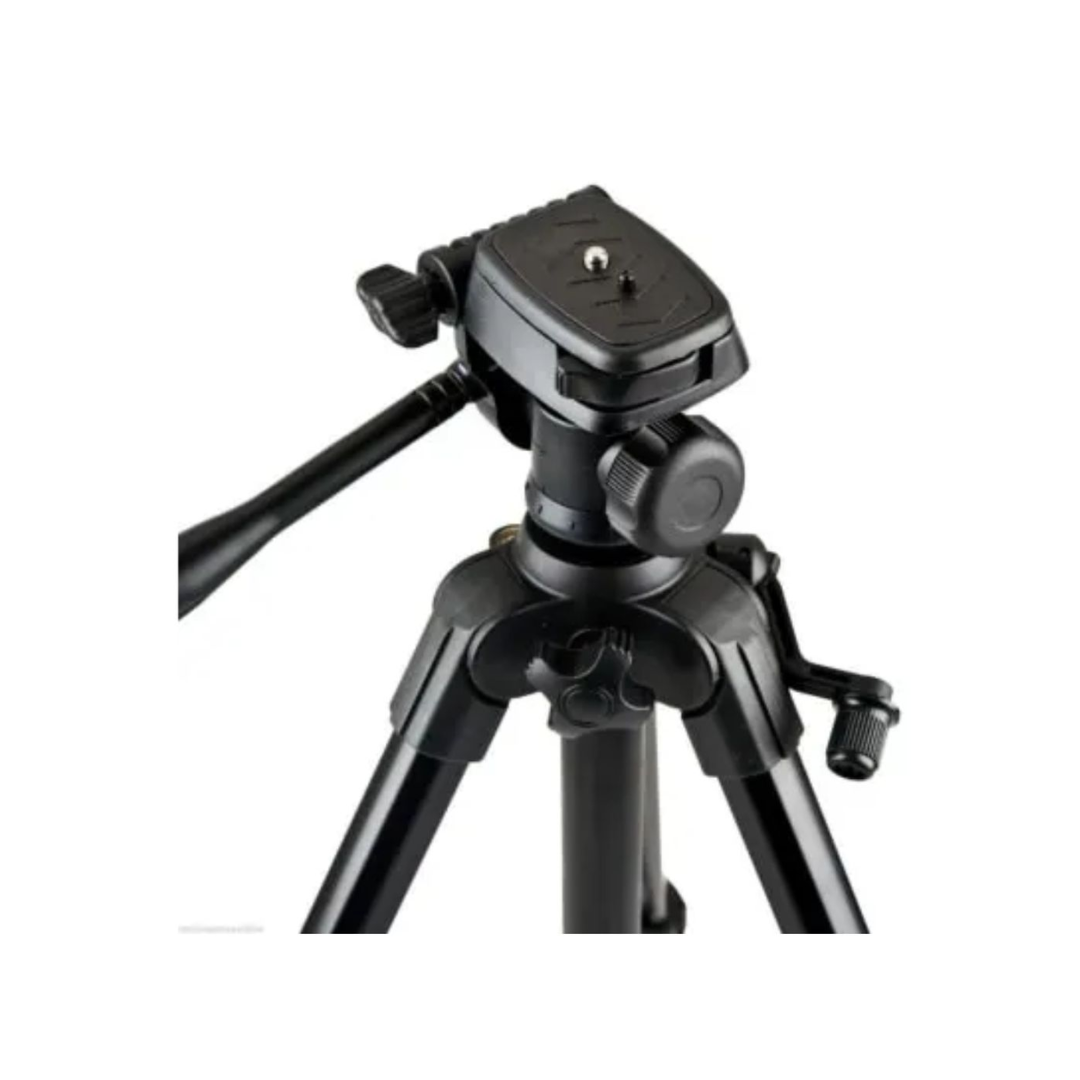 Benro digital tripod kit for camera with stable and durable build for photography and videography