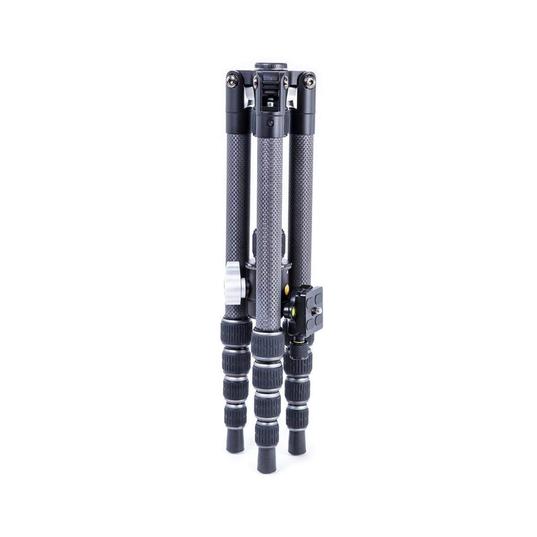 Vanguard Vesta TB235 CB tripod with adjustable legs for stable photography