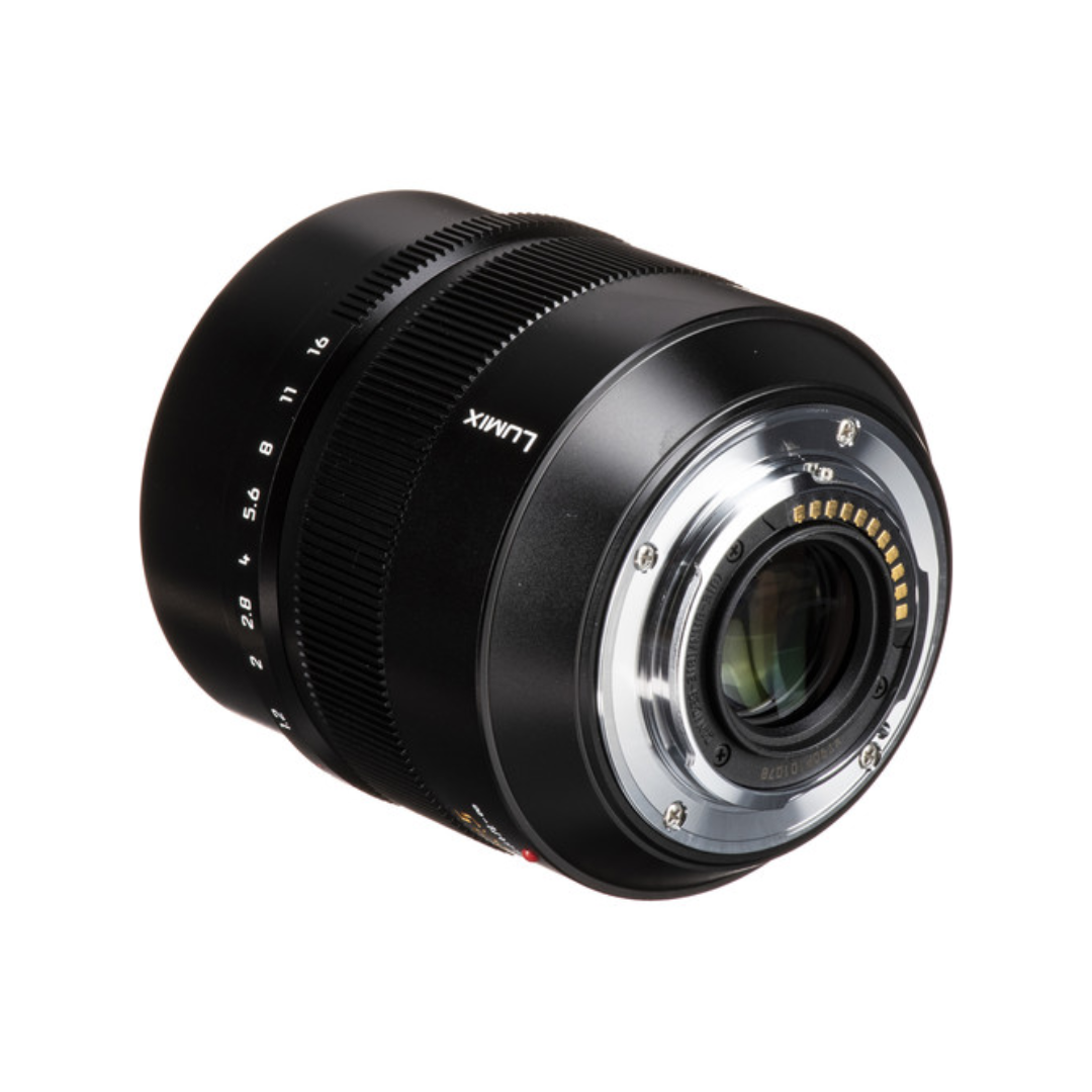 Panasonic Leica DG Nocticron 42.5mm F1.2 ASPH Power OIS Micro Four Thirds Portrait Lens