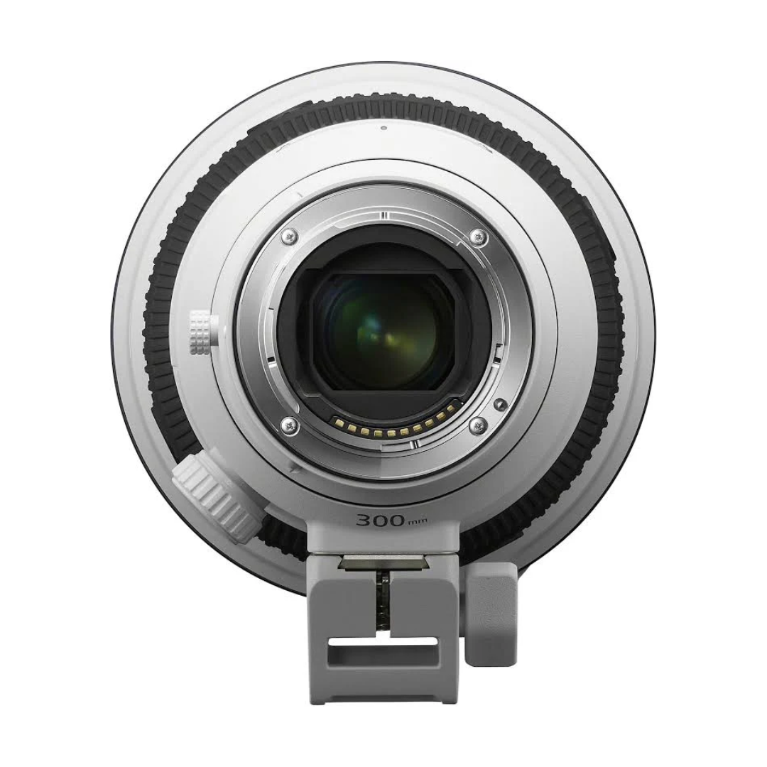 Sony FE 300mm F2.8 GM OSS Lens