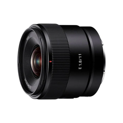 USED I Sony E 11mm f/1.8 APS-C Ultra Wide-Angle Lens