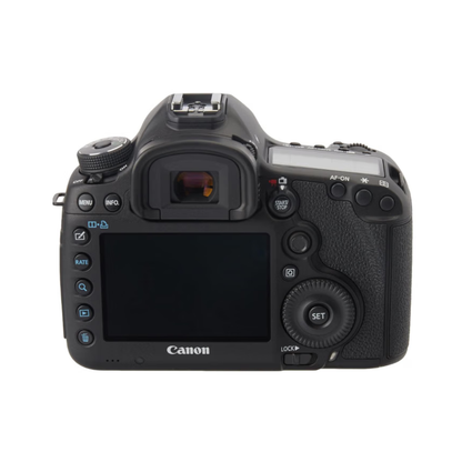 USED I Canon EOS 5D Mark III with EF 24–105mm f/4L IS II USM Lens