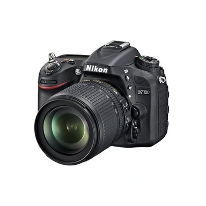 Used | Nikon D7100 Camera Body with 18-105mm Lens & Battery Grip