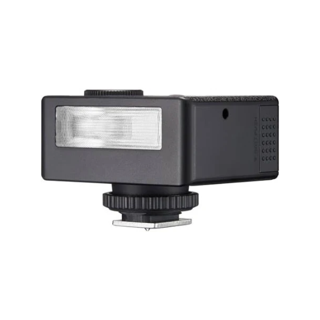 Godox I’M 30 portable LED video light with compact design