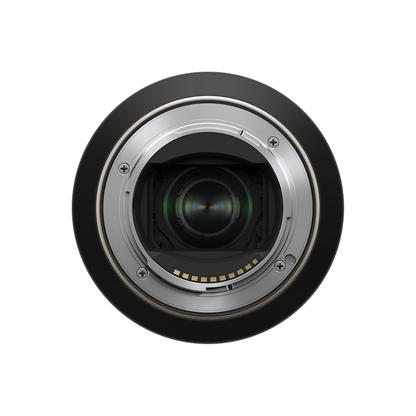 Tamron 70-300mm f/4.5-6.3 Di III RXD telephoto zoom lens for compatible DSLR and mirrorless cameras