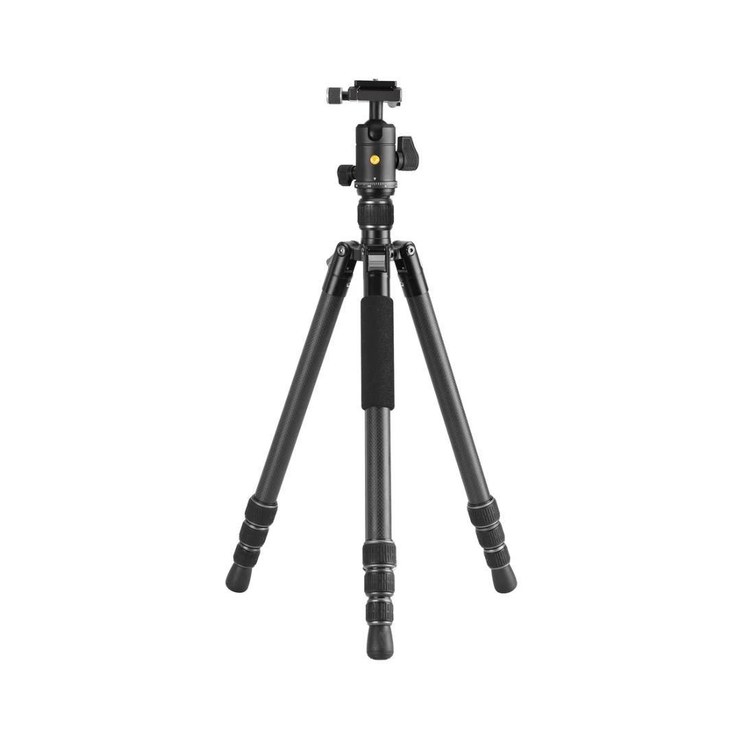 Vanguard Vesta Go Tripod