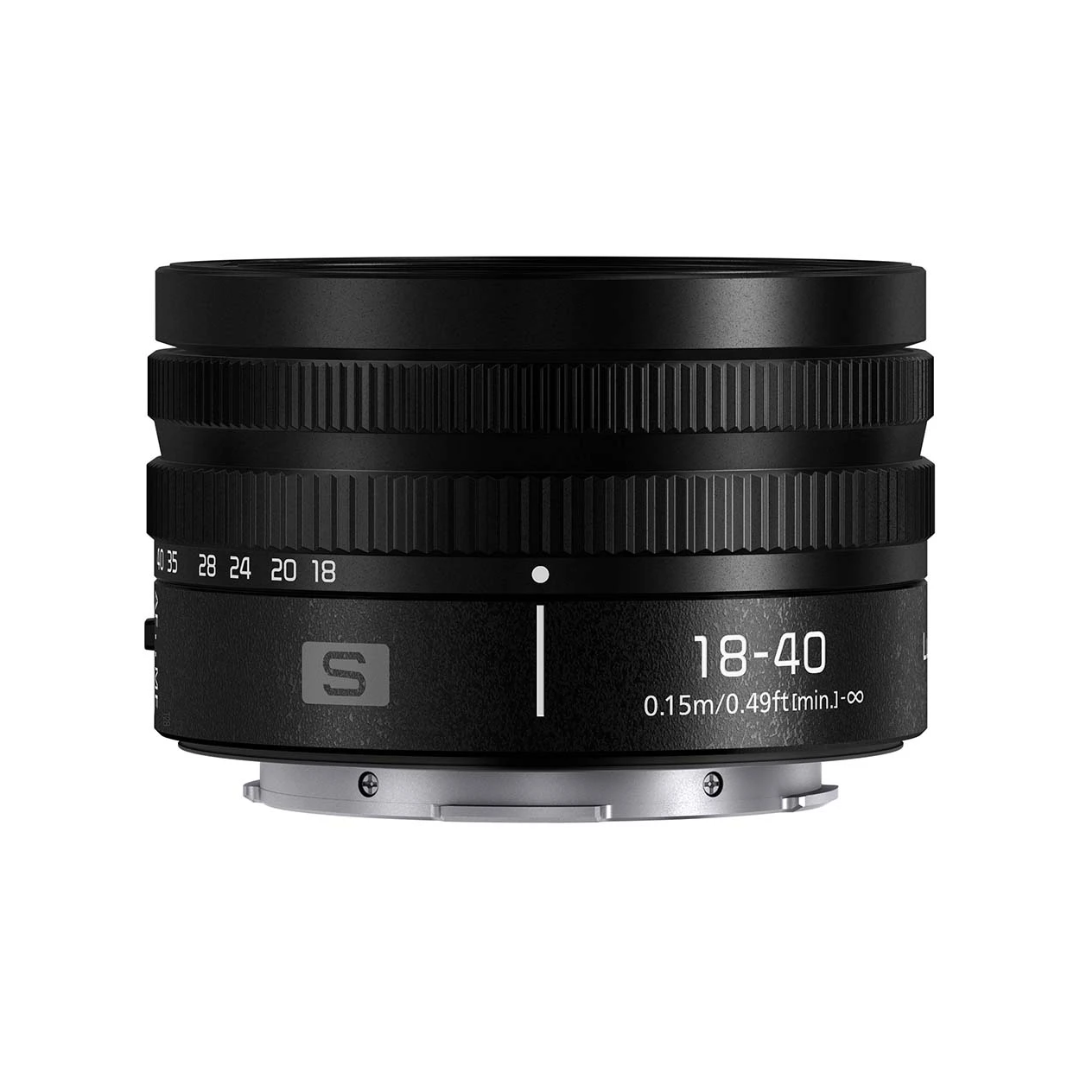 Panasonic Lumix S 18-40mm F4.5-6.3 L-Mount zoom lens white box