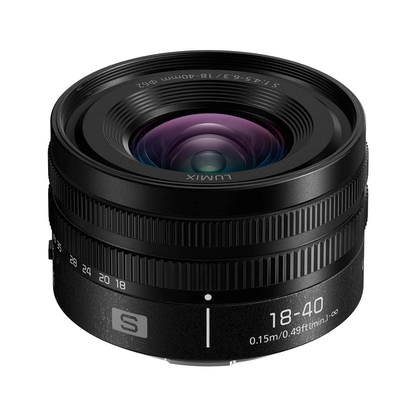 Panasonic Lumix S 18-40mm F4.5-6.3 L-Mount zoom lens white box