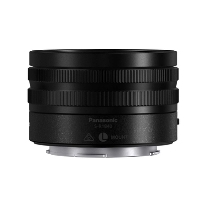 Panasonic Lumix S 18-40mm F4.5-6.3 L-Mount zoom lens white box