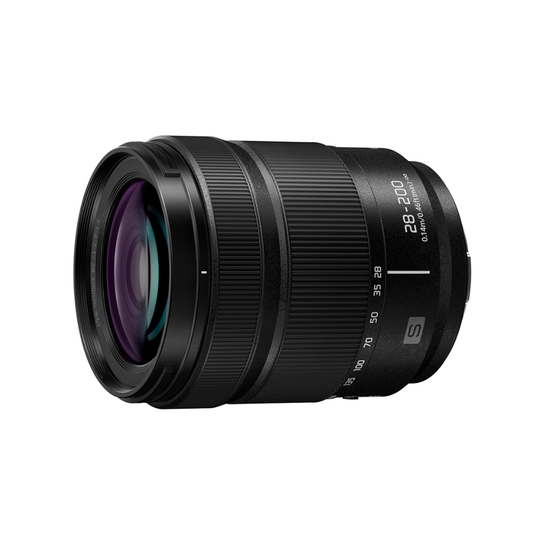 Panasonic Lumix S 28-200mm F4-7.1 Macro OIS L-Mount zoom lens front view