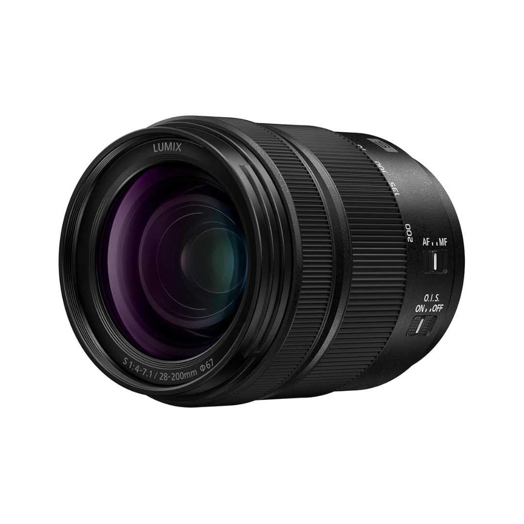 Panasonic Lumix S 28-200mm F4-7.1 Macro OIS L-Mount zoom lens front view