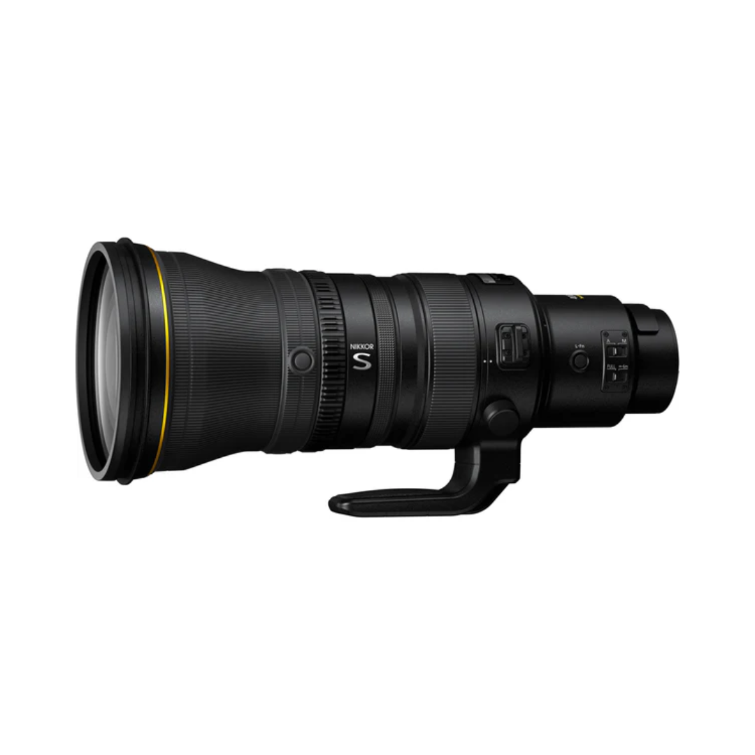 Nikon NIKKOR Z 400mm f/2.8 TC VR S super telephoto lens with built-in teleconverter for professional wildlife and sports photography