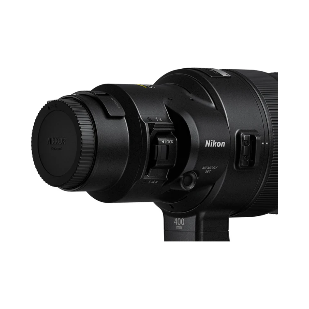 Nikon NIKKOR Z 400mm f/2.8 TC VR S super telephoto lens with built-in teleconverter for professional wildlife and sports photography