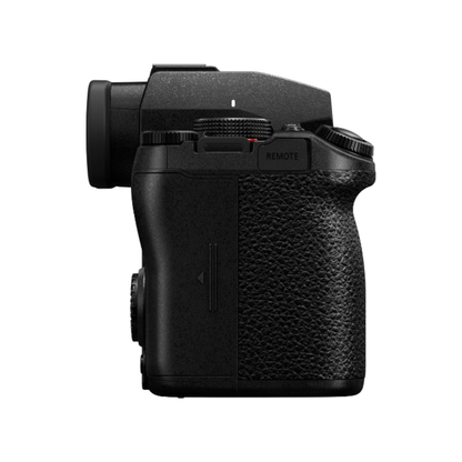 Panasonic Lumix DC-G9M2 camera with 12-60mm Leica F2.8-4.0 lens kit