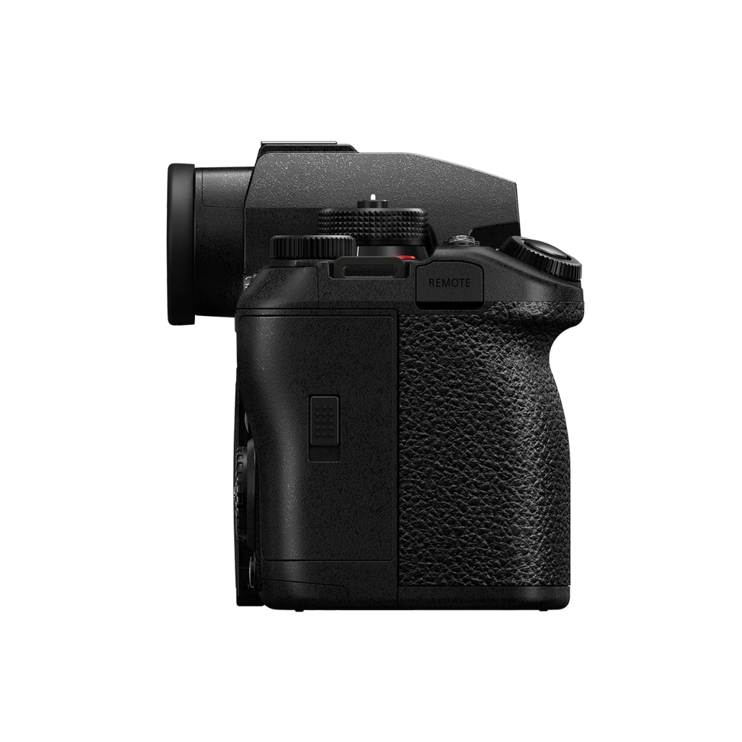 Panasonic Lumix S1R II mirrorless camera with 24-60mm f/2.8 lens front view