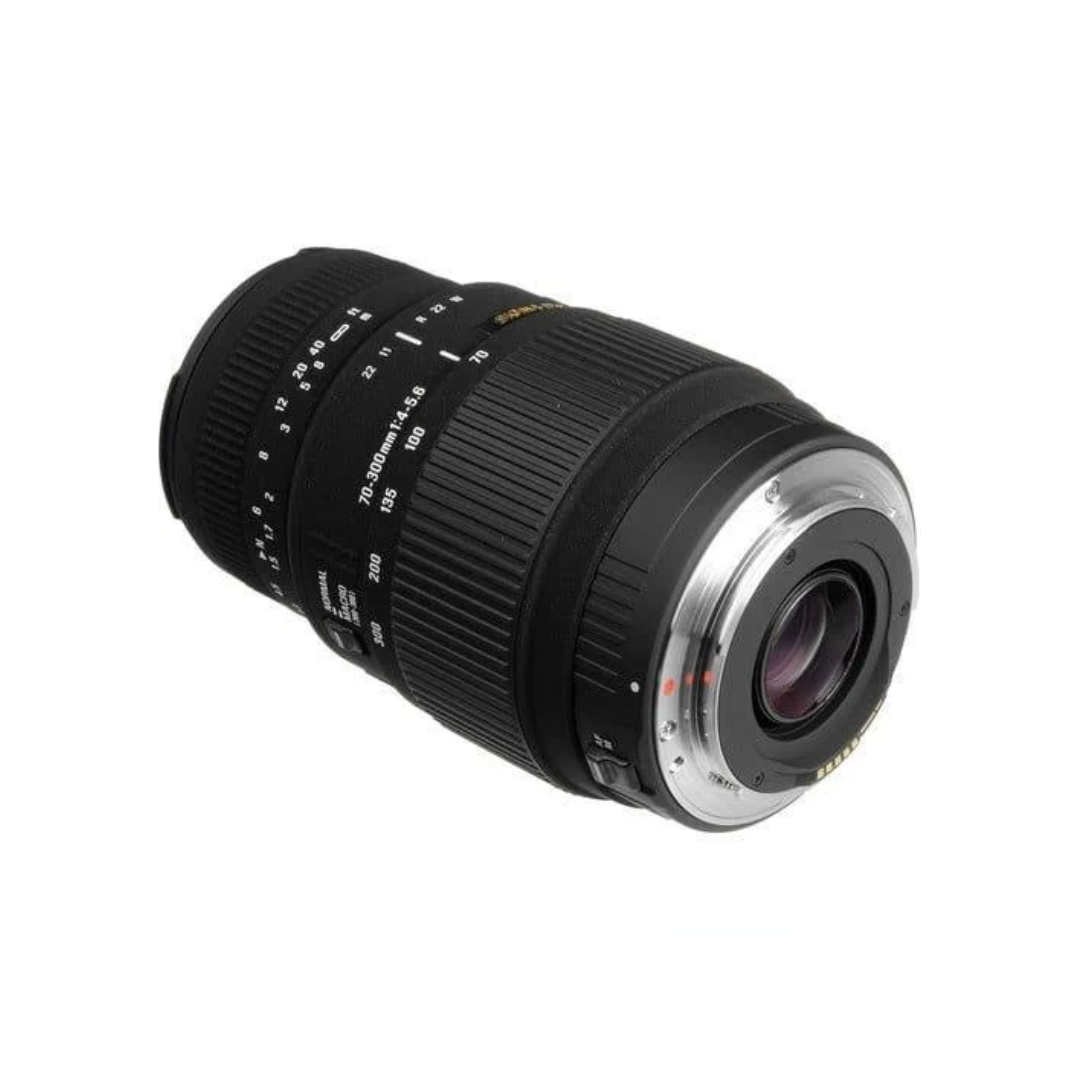 Used Sigma 70-300mm f/4-5.6 DG telephoto zoom lens for Canon EF mount available at Camera Club. Ideal for wildlife, sports, portraits, and everyday photography.